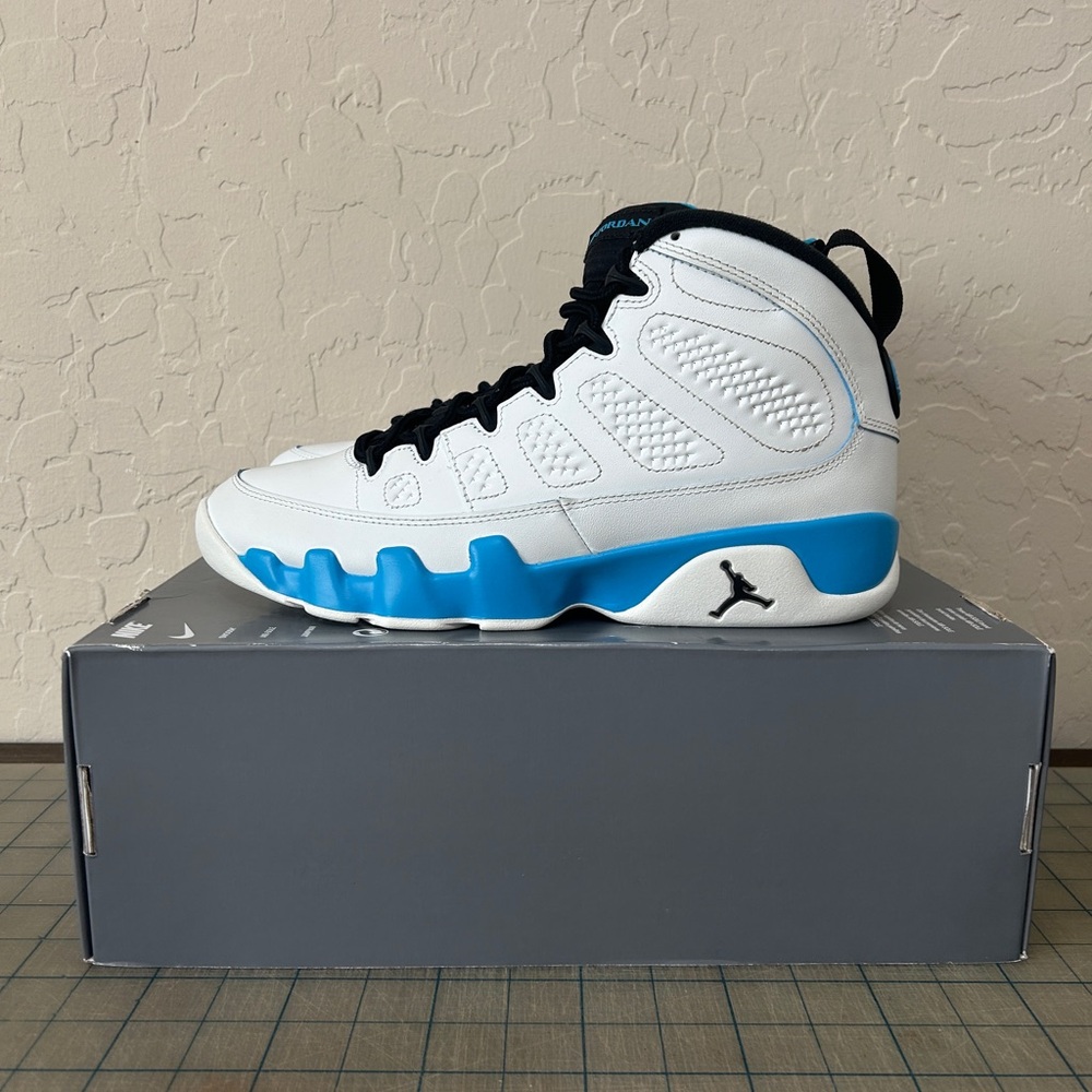 Jordan 9 Retro ‘Powder Blue’